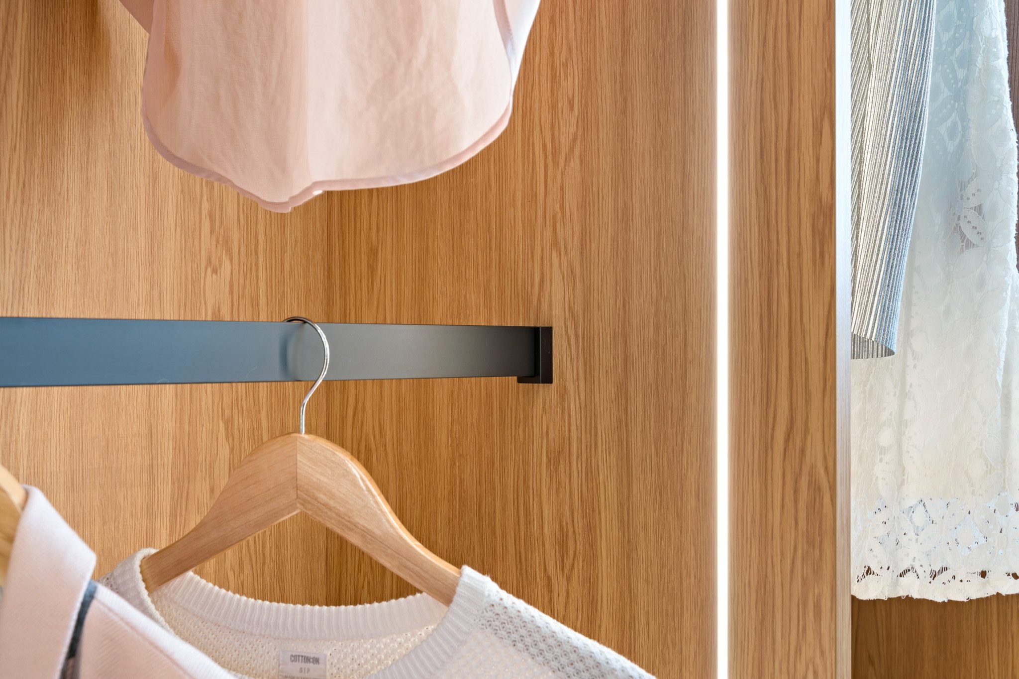 Wardrobe detail LED light and hanger bar