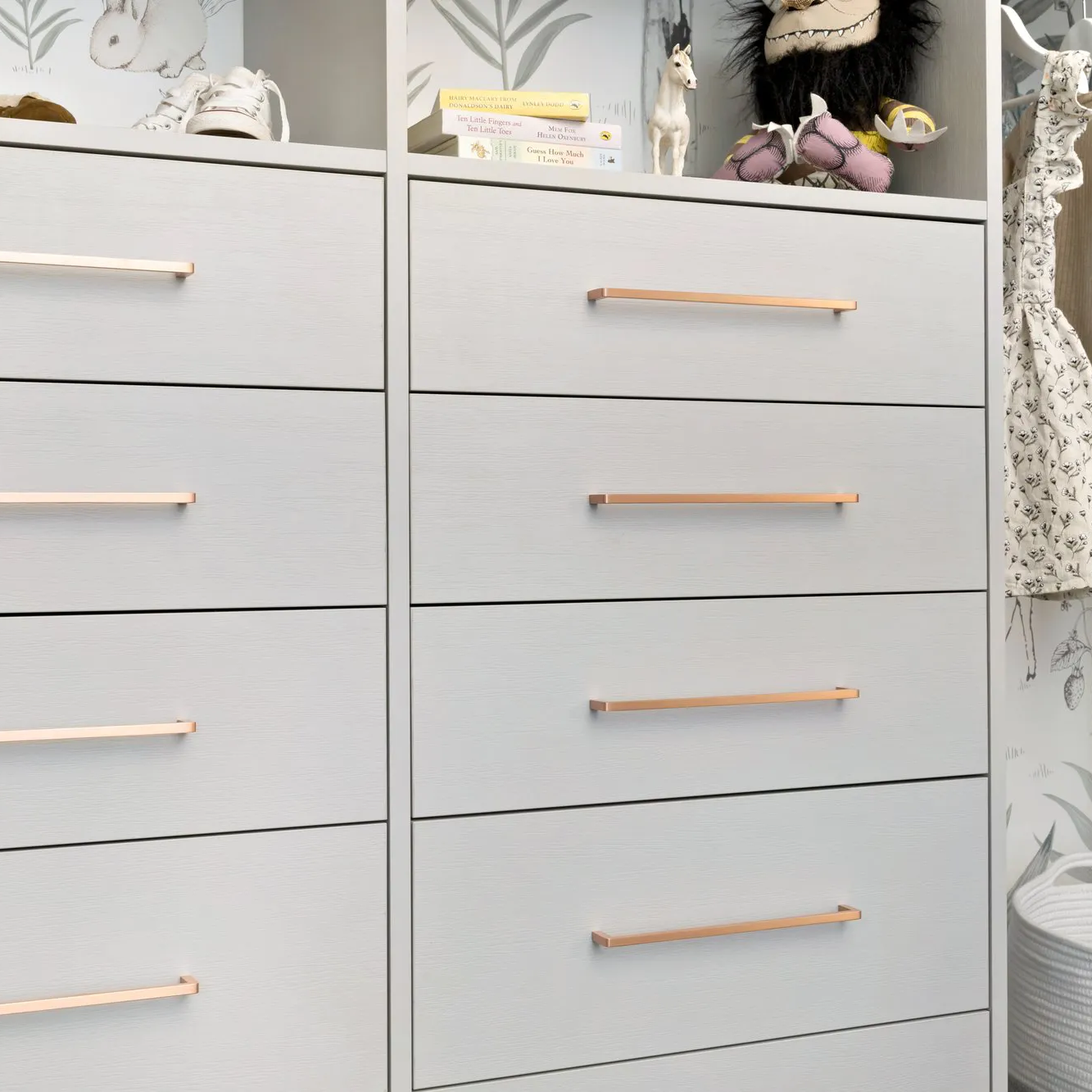 Gallery-15-Flex-reach-in-kids-wardrobe-in-Bestwood-Arctic-Grey-3