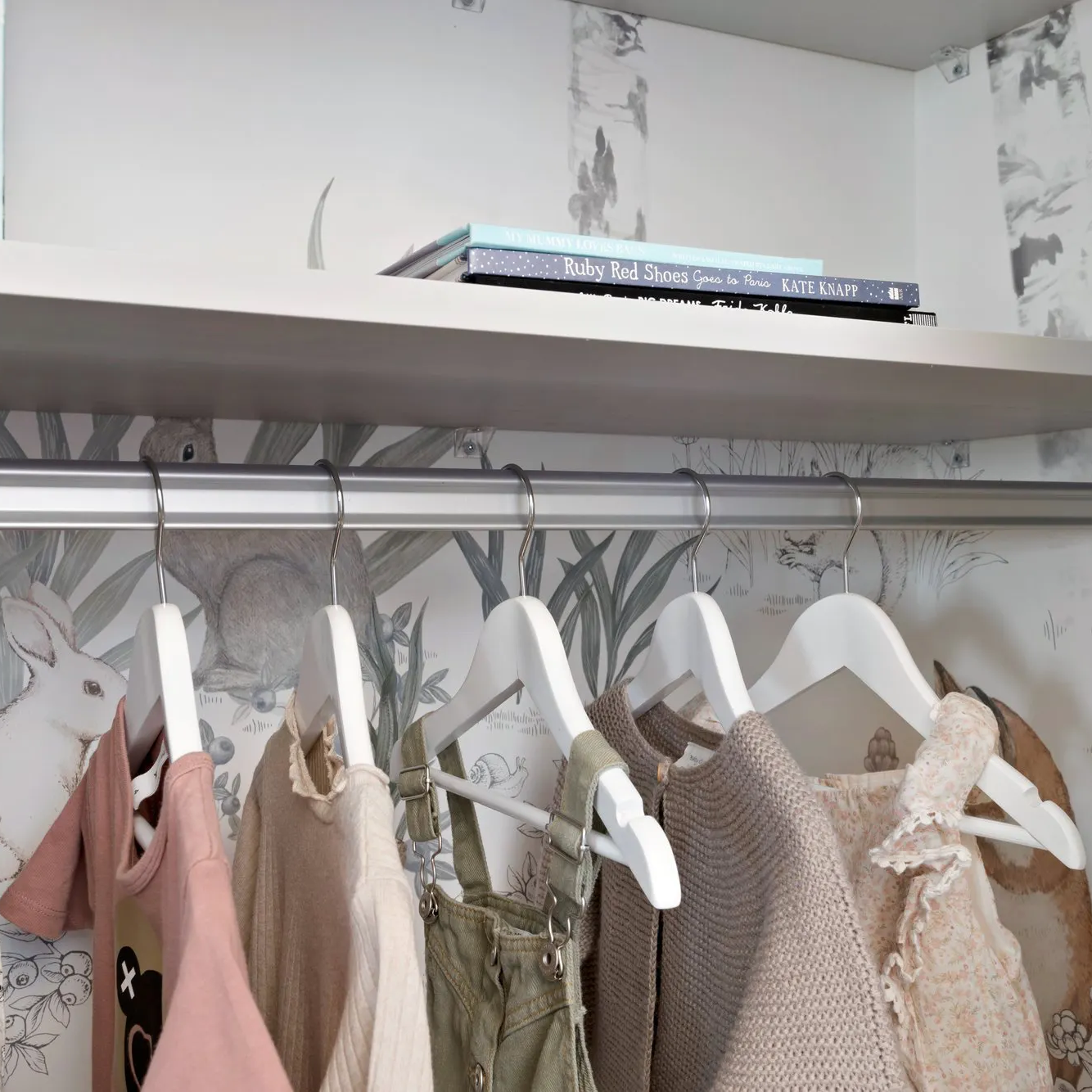 Gallery-15-Flex-reach-in-kids-wardrobe-in-Bestwood-Arctic-Grey-4