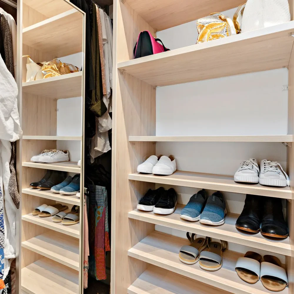 Gallery-26-Flex-Walk-through-wardrobe-4