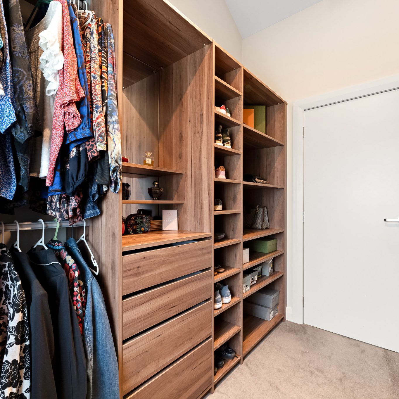 Flex walk-in wardrobe organiser in woodgrain colour