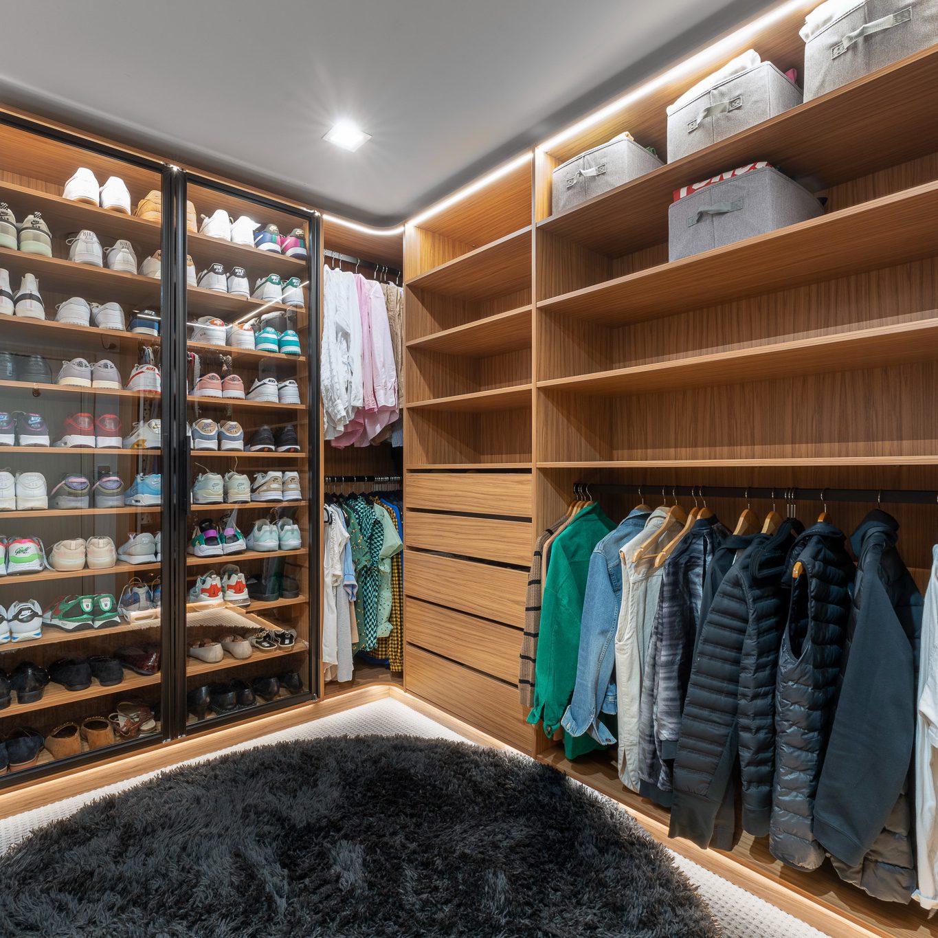 Luxe Walk-in Wardrobe with glass doors, pull out mirror and trouser racks