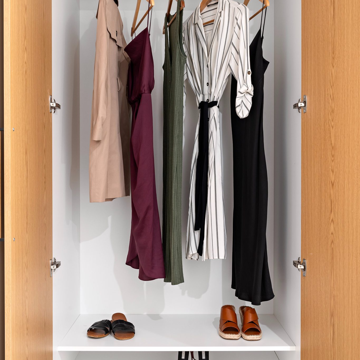 Viva freestanding wardrobe